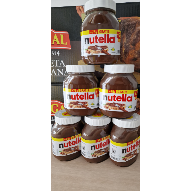 Шоколадна паста Nutella 825 г Шоколадна паста Nutella 825 г