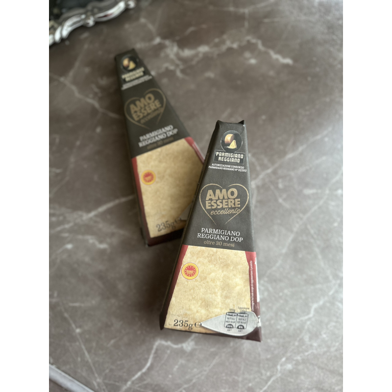 Пармезан 30міс Dop 235г Пармезан 30міс Dop 235г